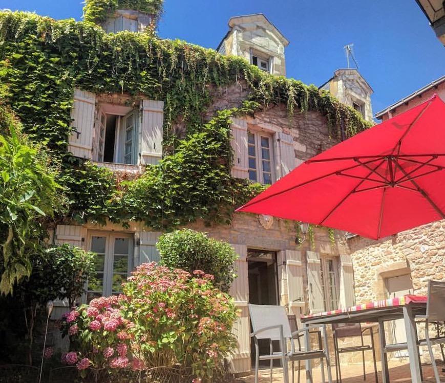 Le Logis Des Soeurs Grises Bed & Breakfast Guérande Dış mekan fotoğraf